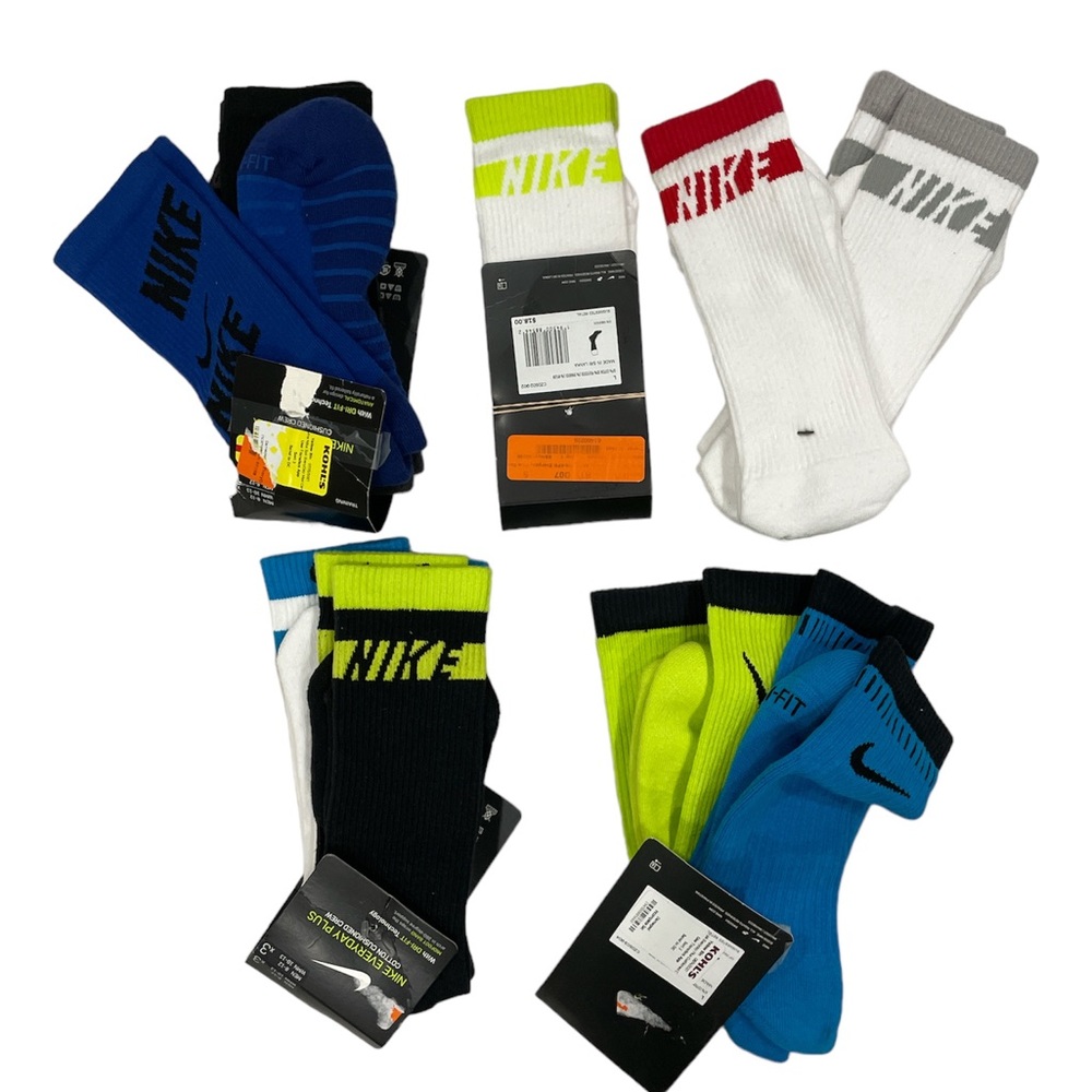 Nike Men’s Long socks - 9 pairs in total brand new never worn
- never worn